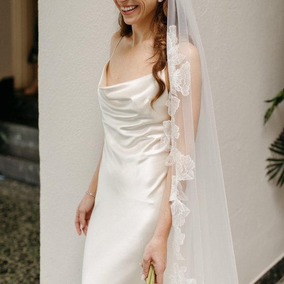 Danielle Frankel Wedding Dress - Picture 16 of 16